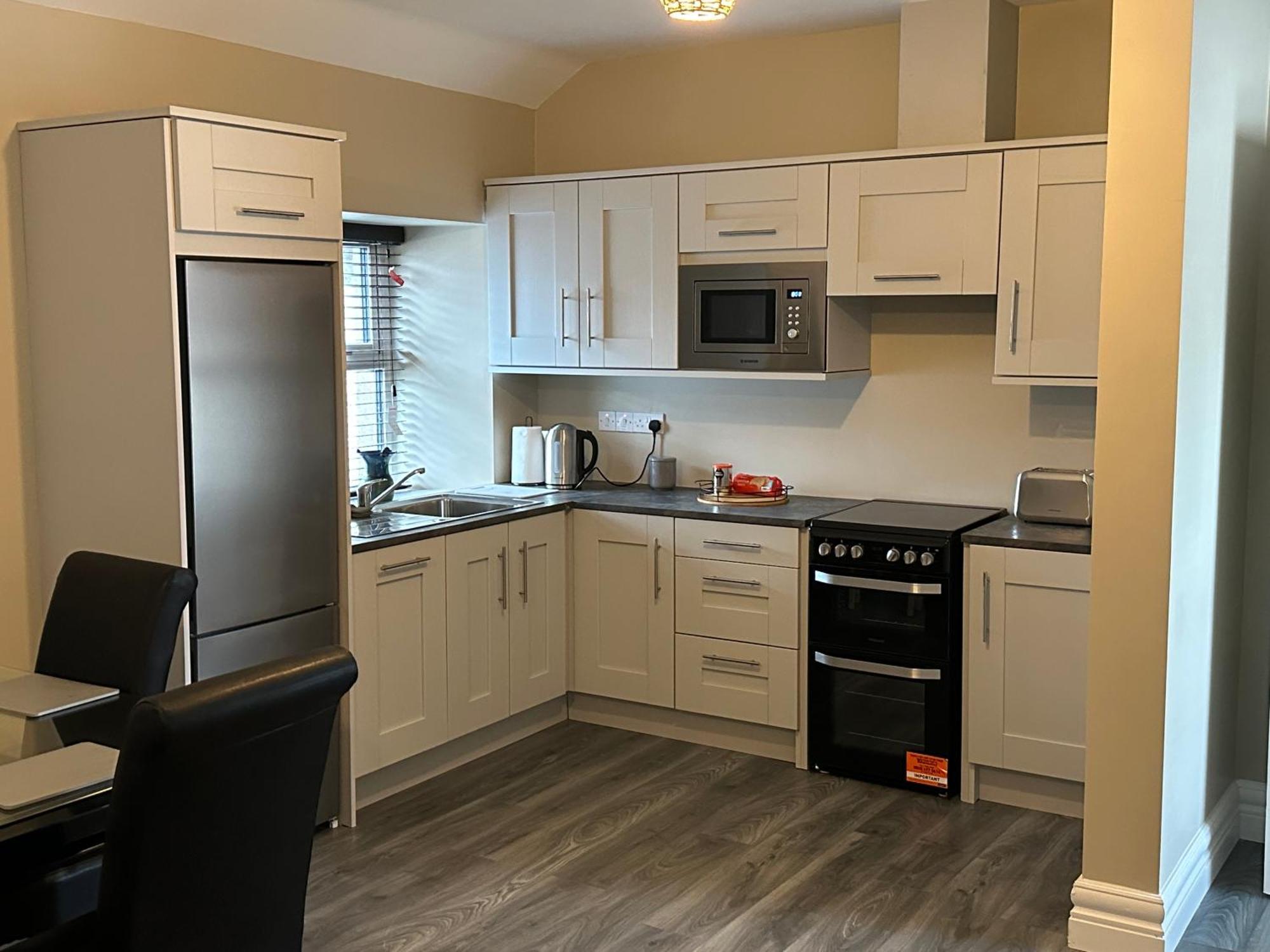 Adams Complex Apartment Tullamore Bagian luar foto
